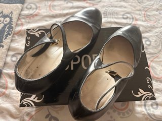 Zapatos de baile negros