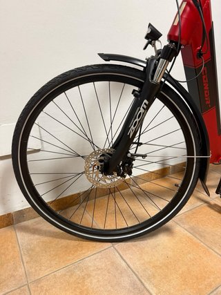 Bicicleta Eléctrica Conor Roja