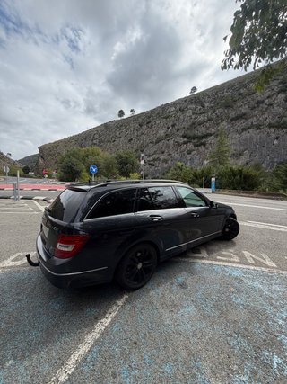 Mercedes-Benz C 200 2011