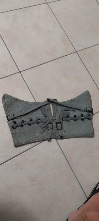 Ghette militari vintage.