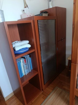 Mueble Estantería y Armario de Madera
