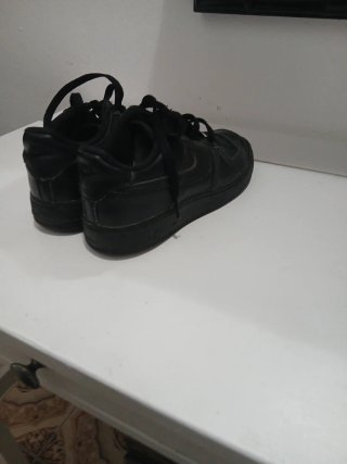 Nike Air Force 1 Negras
