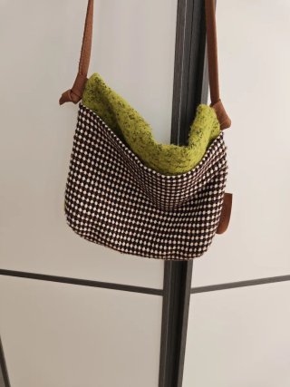 Bolso pequeño de tela estampado