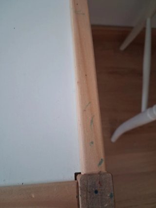 Mesa y 2 sillas infantiles