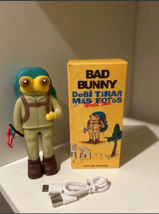 Batería Externa Bad Bunny DeBí Tirar Más Fotos