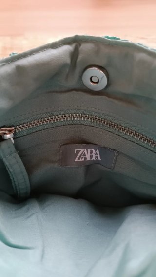 Bolso de mano de abalorios Zara