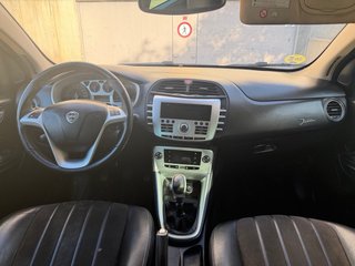 Lancia Delta 2009
