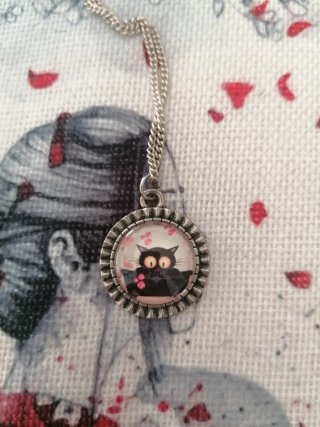 Colgante largo gato anime