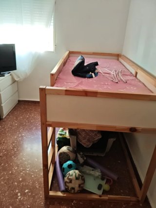 Cama Alta Ikea con Cortina