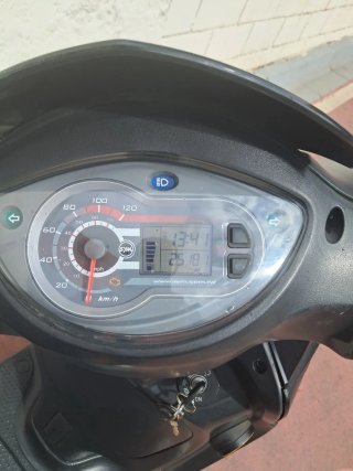 SYM Symphony SR 125 Negra