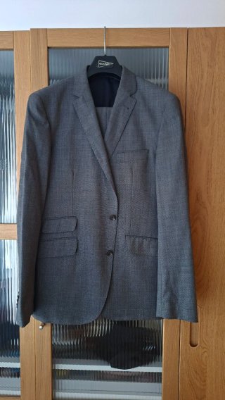 Traje Easy Wear Slim Fit Gris Talla 54