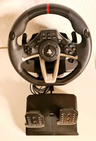 Volante y Pedales Hori PS4/PS5 y PC