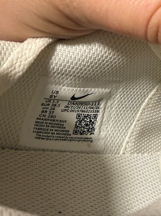 Zapatillas Nike Cortez Blancas y Rojas origianales
