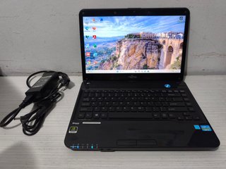 Fujitsu Core i5 8GB RAM 2GB Gráfica SSD