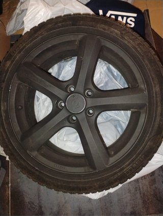 Neumático pirelli nuevo con dibujo