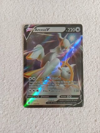 Carta Pokémon Arceus V