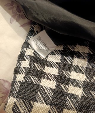 Abrigo Estampado Blanco y Negro Talla 44
