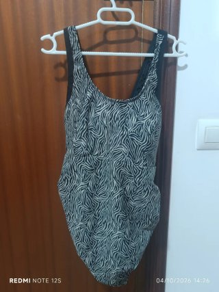 Bañador premamá talla 48 del decathlon