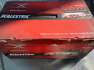 Scalextric Digital System Pit Box GT