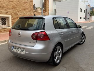 Volkswagen Golf 2006