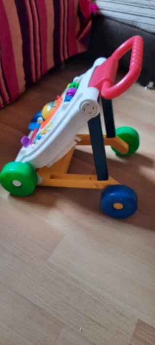 Andador Fisher Price para niñ@s