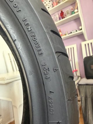 Neumático moto delantero  120/70ZR17(58W)