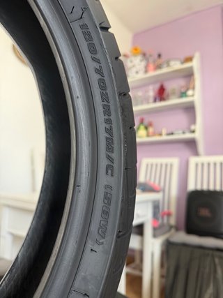 Neumático moto delantero  120/70ZR17(58W)