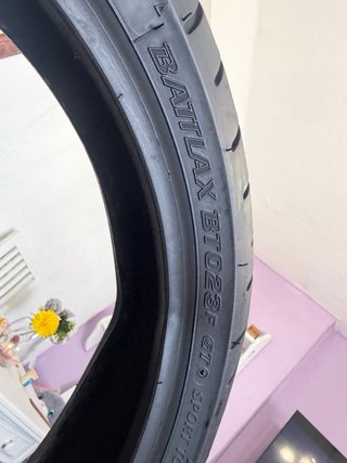 Neumático moto delantero  120/70ZR17(58W)
