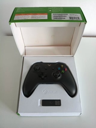 Pack Xbox One + Mando + Juego!!