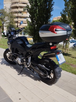 BMW F750 GS Triple Black