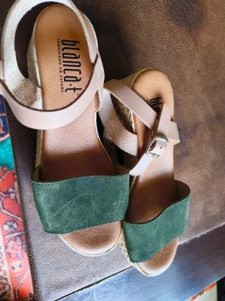 Sandalias Blanca T Beige y Verde