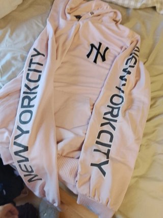 Sudadera Rosa New Yorker