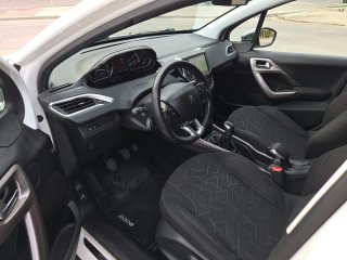 Peugeot 2008 2016
