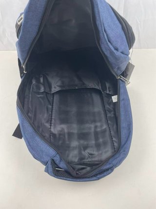 Mochila azul