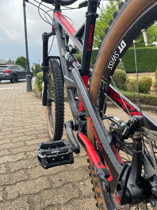 YT Capra Enduro Bici