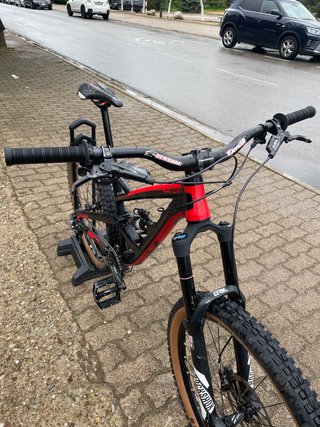 YT Capra Enduro Bici