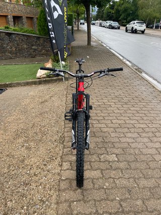 YT Capra Enduro Bici