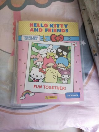 Cromos Hello Kitty y Kpop