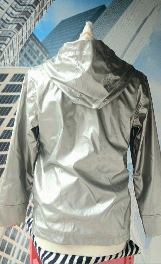 Chaqueta Impermeable Plateada Lefties