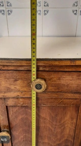 Mesita Auxiliar Antigua de Madera