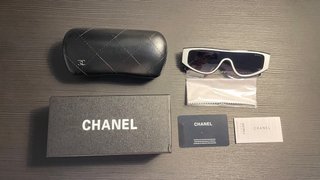 Gafas de Sol Chanel con todos los accesorios