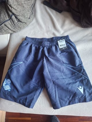 Pantalón corto Real Sociedad Macron