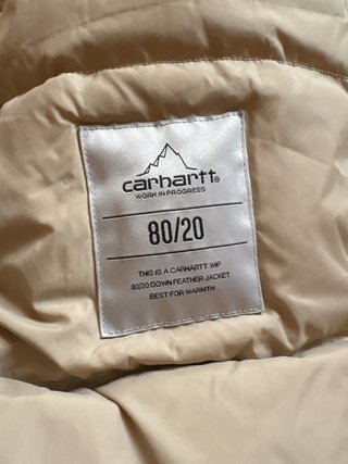 Chaqueta Carhartt WIP Burdeos con Capucha