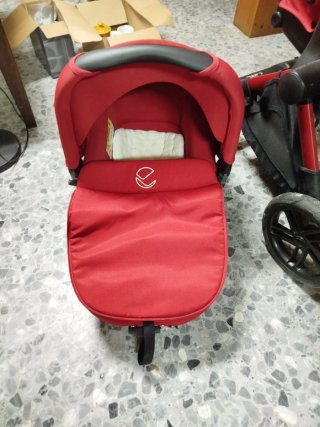 Carrito de Bebé Jané Muum con Capazo y Bolsa