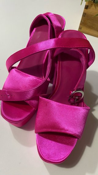 Sandalias de Tacón Fucsia