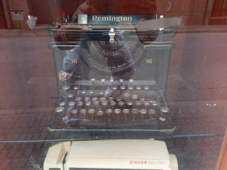 Máquina de Escribir Remington 16
