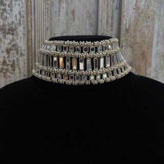Gargantilla Choker Plateada con Espejos