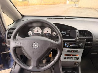 Opel Zafira 2004