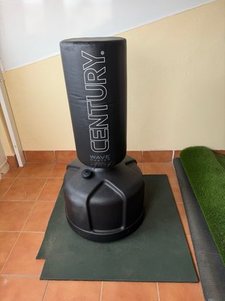 Saco de Boxeo de Pie Century Wavemaster