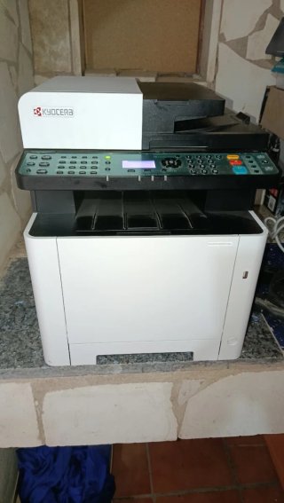 Impresora Kyocera ECOSYS M5526cdn